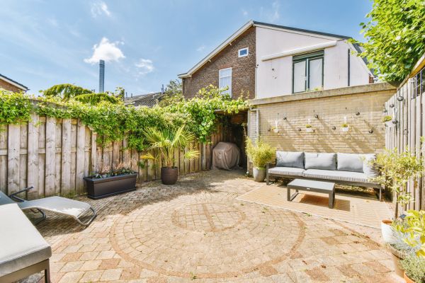 Courtyard Patio Service in Mesa
